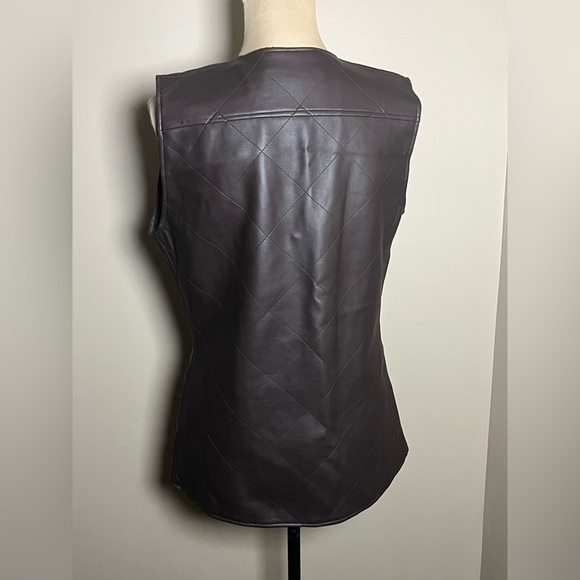 Northwest Territory Faux Leather Vest, size Medium - Picture 2 of 7